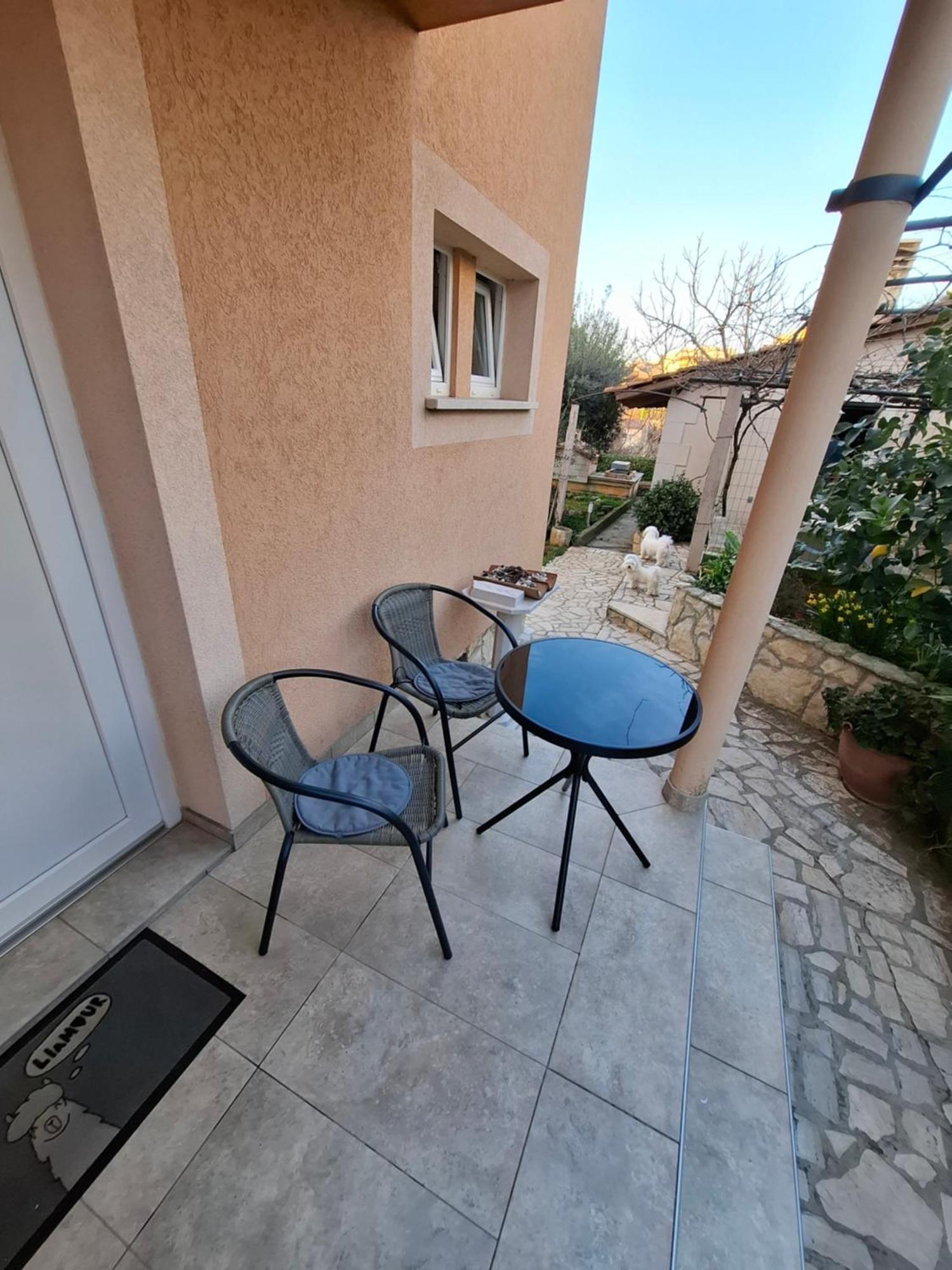 Morena Pula Exterior foto