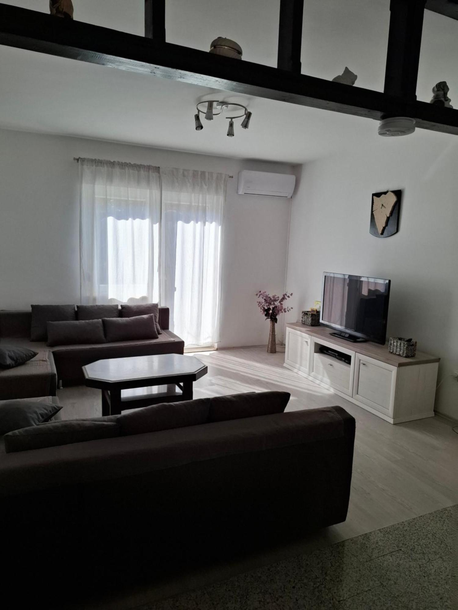 Morena Pula Exterior foto